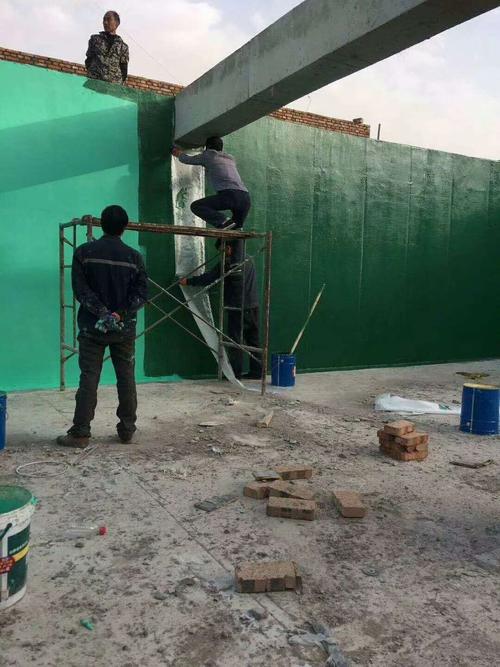 金山针对老旧车间地面普遍存在的起砂、裂缝问题